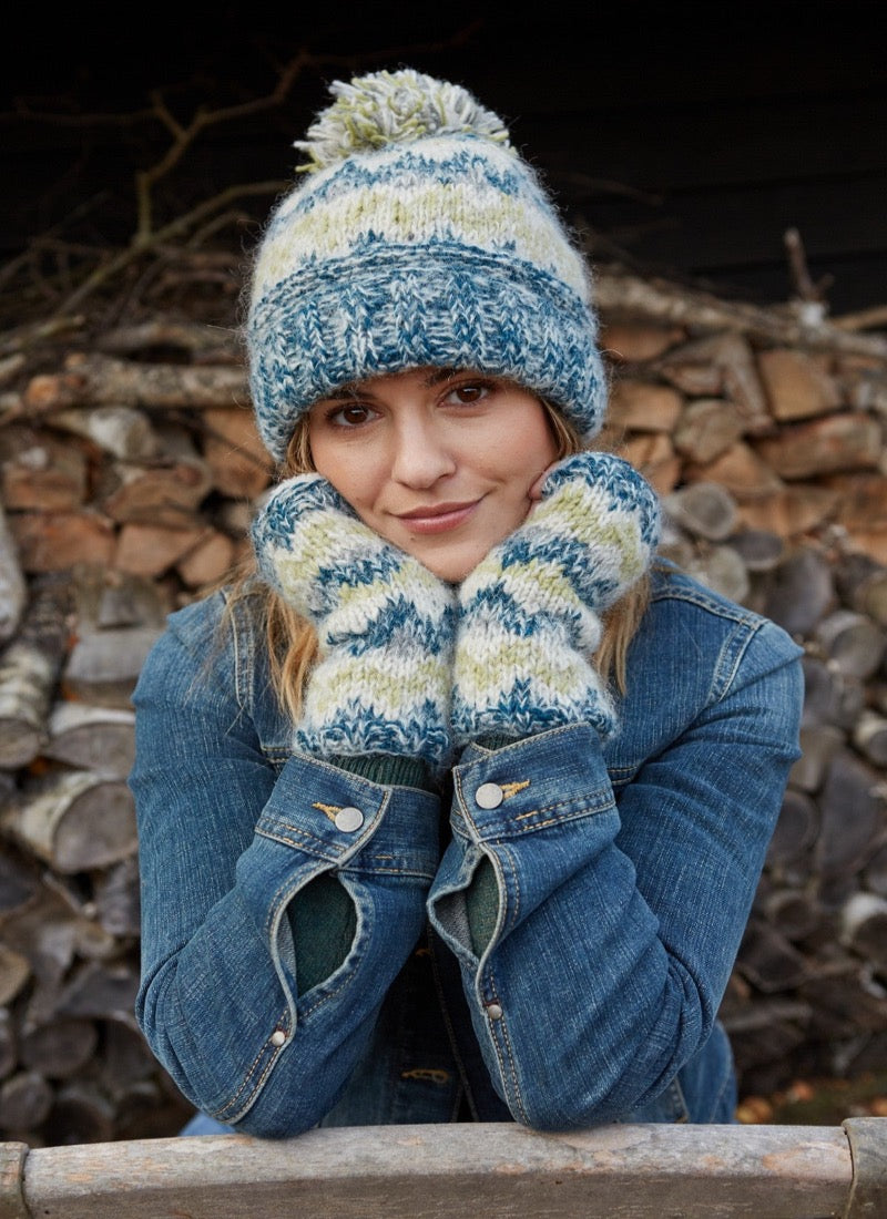 Totnes handwarmer, a green cream and blue mix