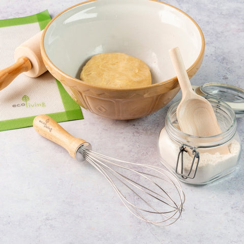 Wooden handle whisk 